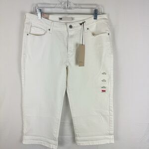 Levi Strauss Signature White Classic Capri Women's Size 12 NWT